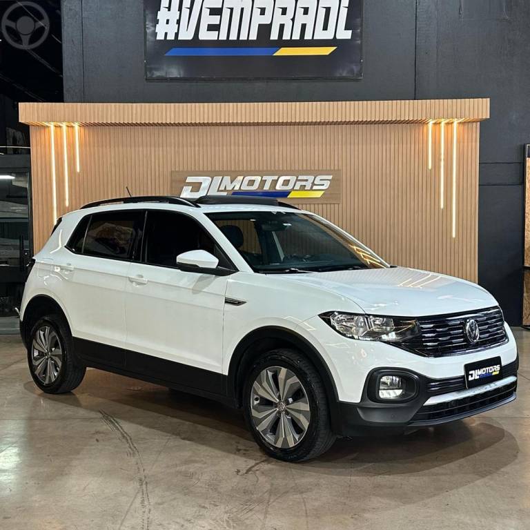 VOLKSWAGEN - T-CROSS - 2019/2020 - BRANCA - R$ 112.800,00