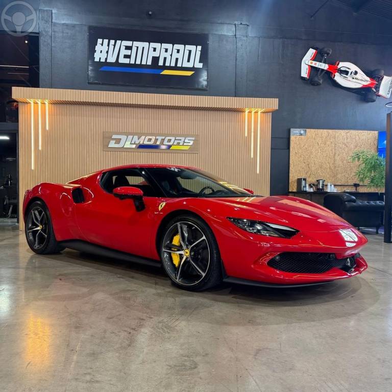 FERRARI - FF - 2025/2025 - VERMELHA - R$ 3.999.800,00