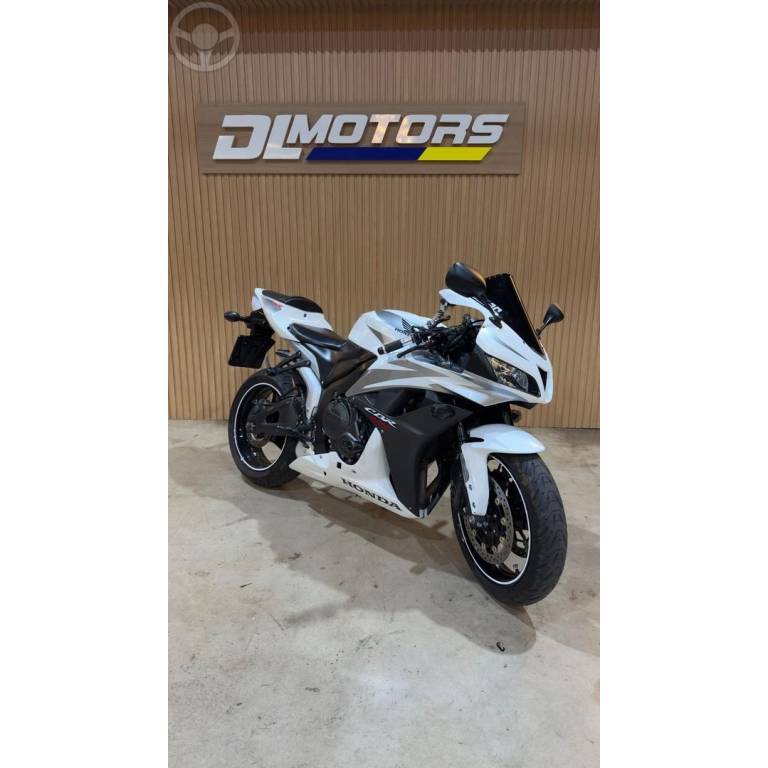 HONDA - CBR 600RR - 2007/2007 - BRANCA - R$ 40.800,00