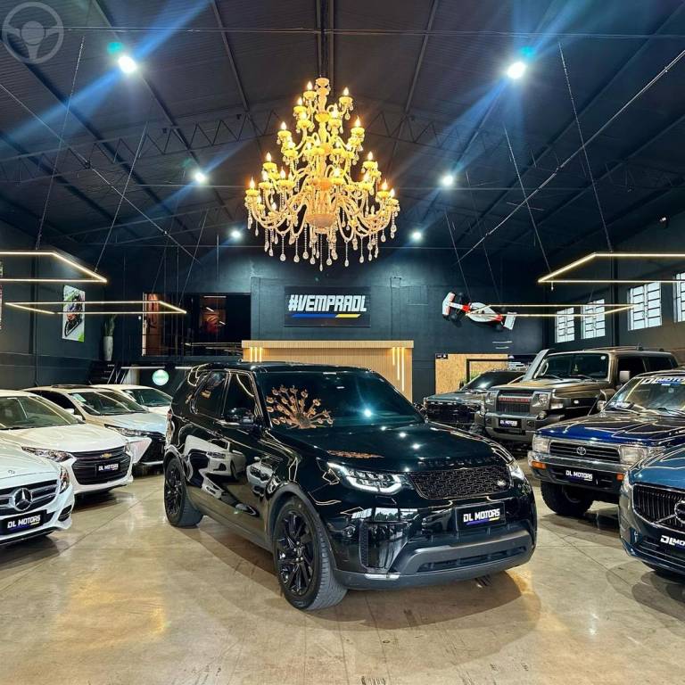 LAND ROVER - DISCOVERY - 2018/2019 - PRETA - R$ 349.800,00
