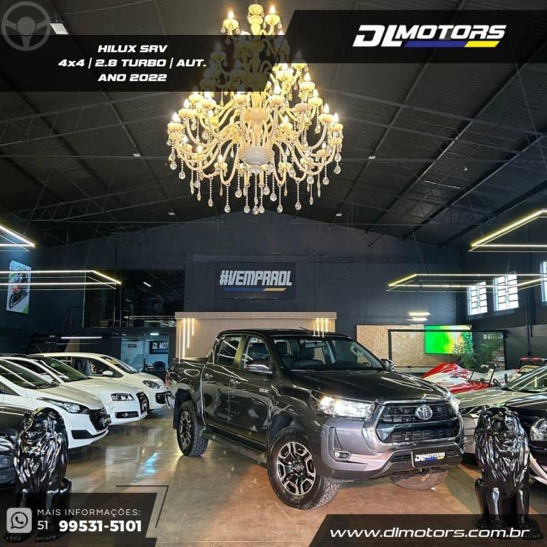 TOYOTA - HILUX - 2022/2022 - CINZA - R$ 239.800,00
